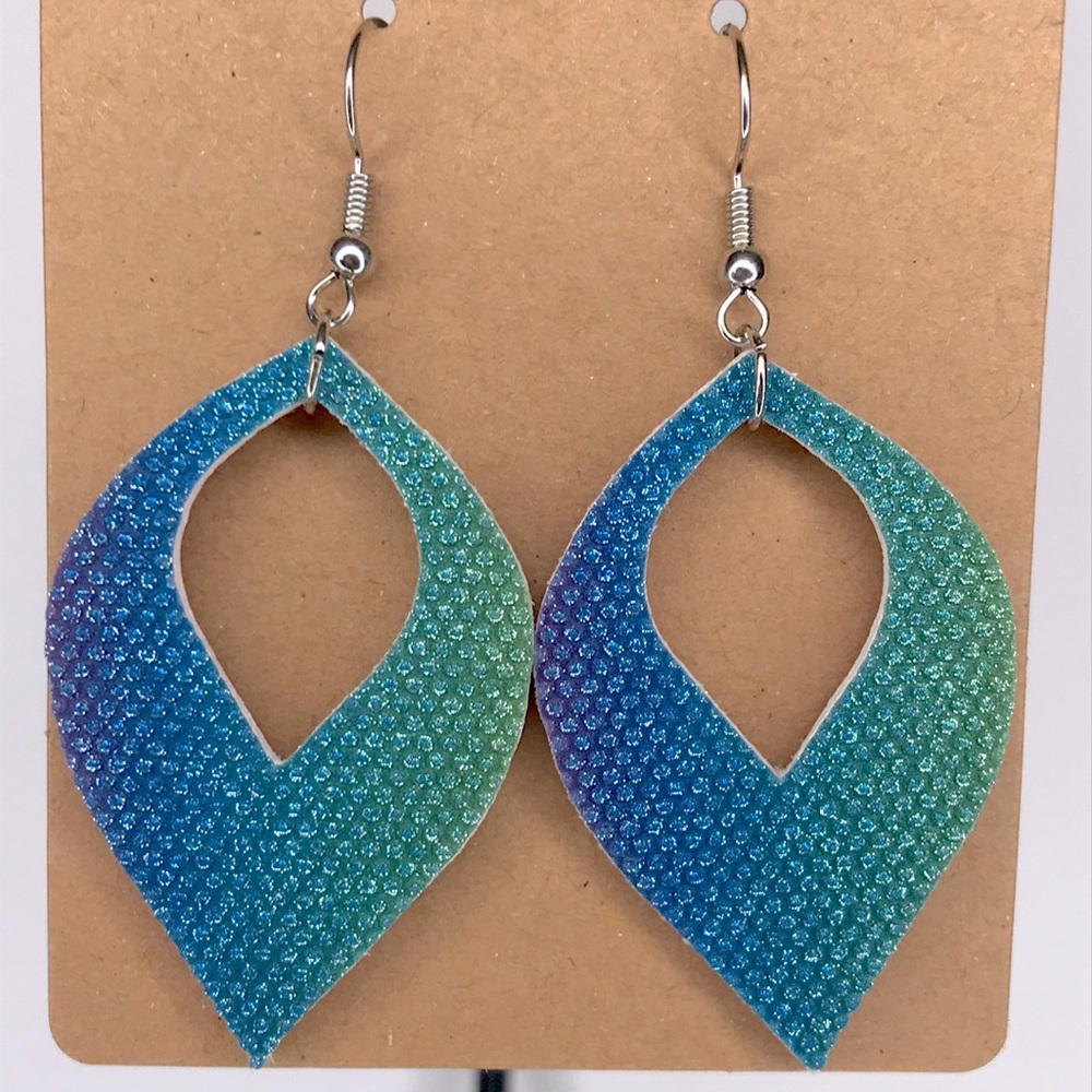 Faux Leather Dangle Earrings Mini Fashion Jewelry - Picture 5 of 5